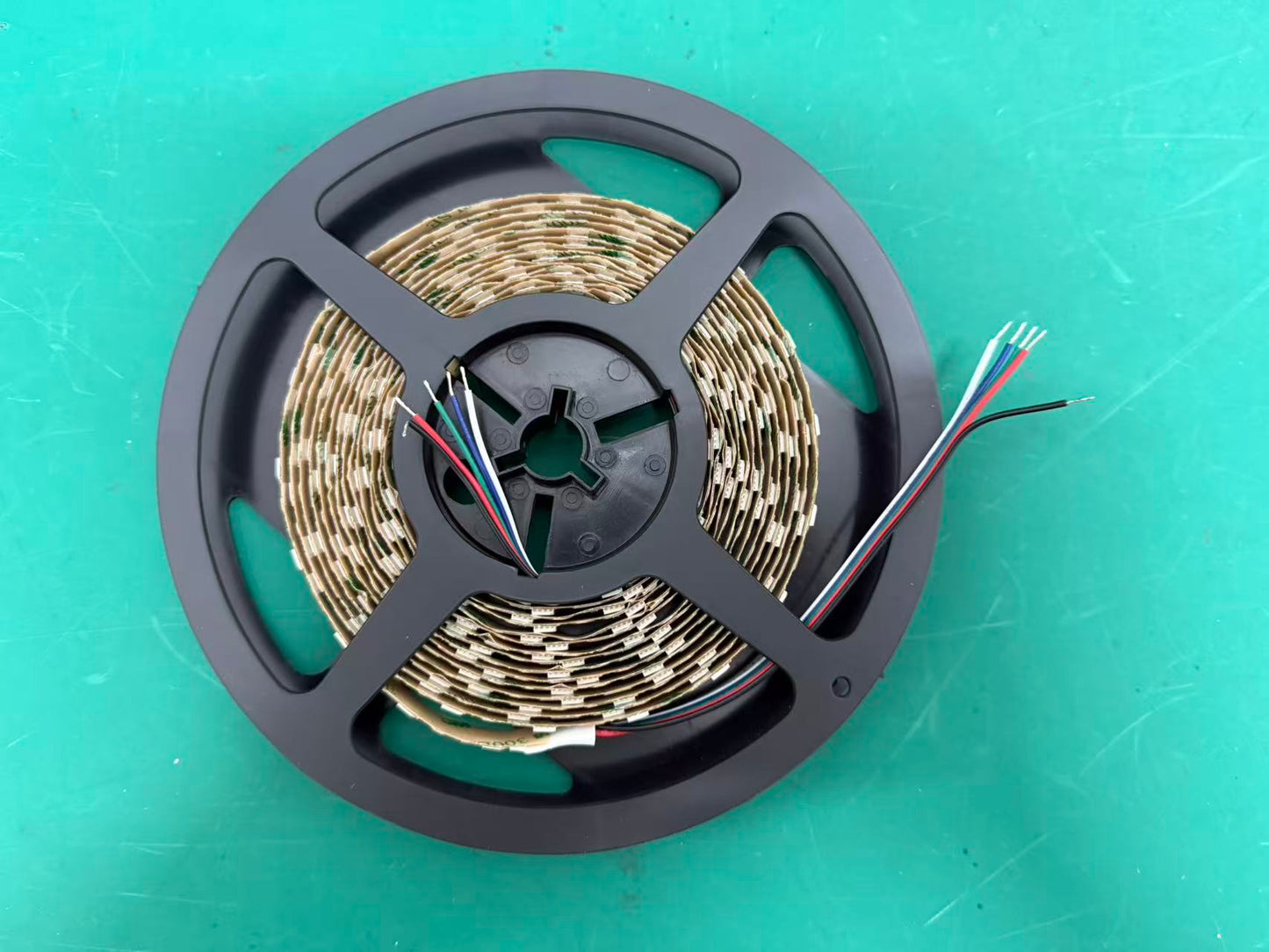 NovaBright 24V RGBW S-Shape Flexible LED Strip Light – 5050 4-in-1, 48 LEDs/m, 12mm 5M 16FT Length