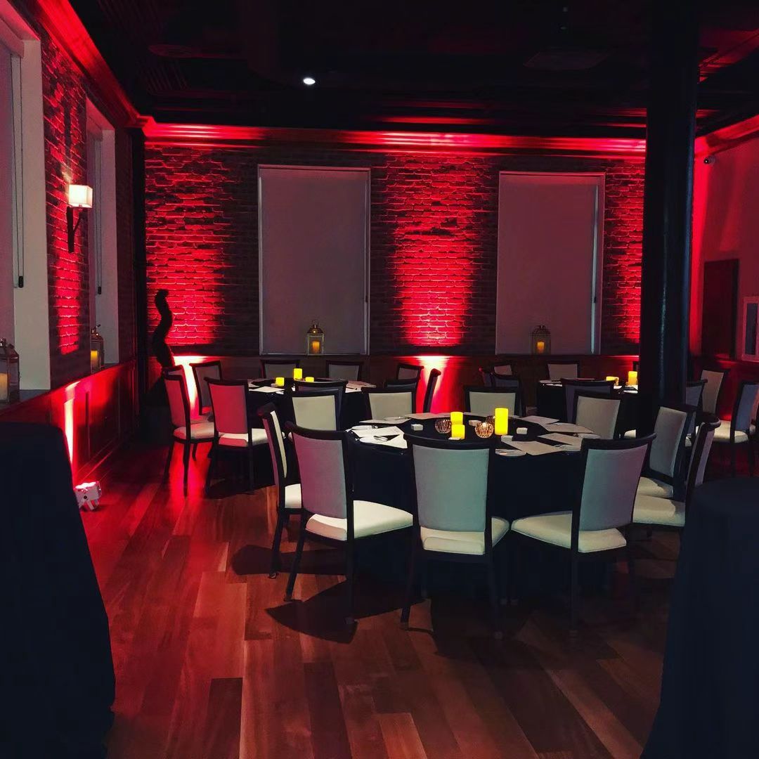 NovaBright NB-H6 6in1 RGBWA-UV Wifi App wireless DMX Battery LED Uplight 6x18W